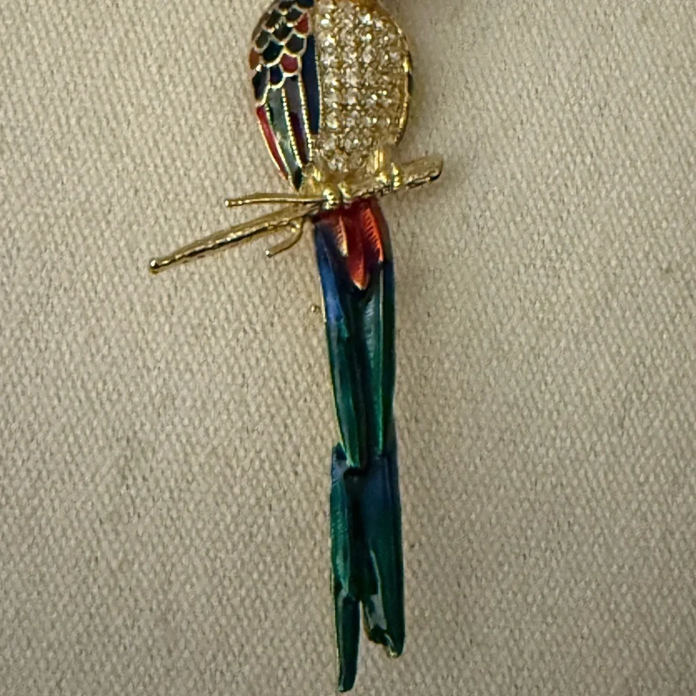 Vintage Figural Parrot Brooch Enamel & Rhinestone.  Circa 1990’s.